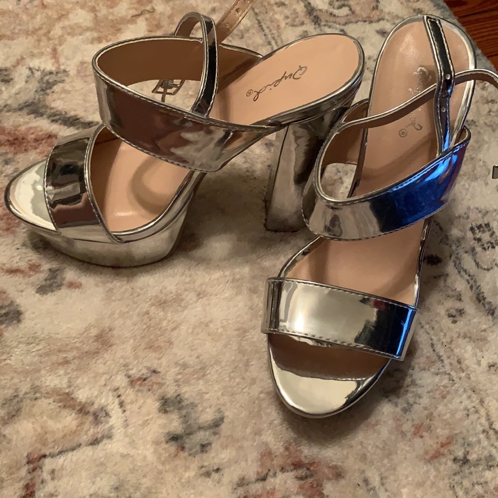 Platform silver heels